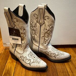 JB Dillon Women’s Cowboy boots NWT
